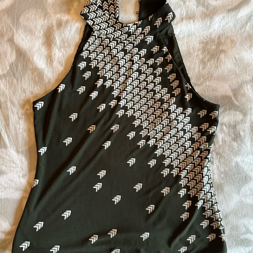 White House Black Market Black and White Geometric Tank Top